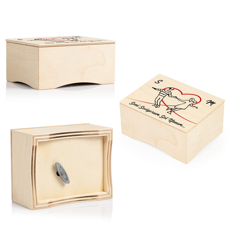 Aşk Sarhoşu Sevgililer Tasarımlı Ahşap Müzik Kutusu