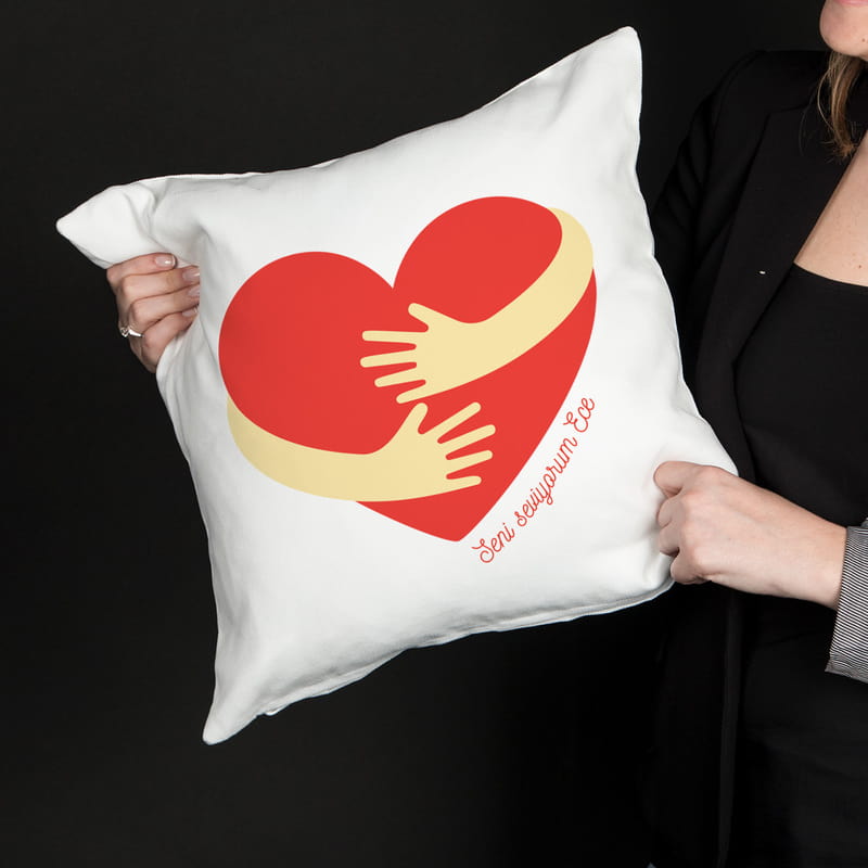 Aşkını Göstermenin Esprili Yolu Mesajlı Sarılma Yastığı