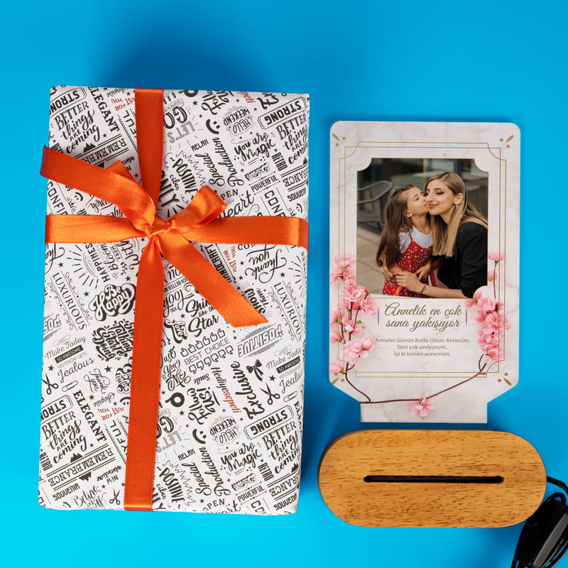 Çalışan Anneye Hediye Fotoğraf Baskılı Masaüstü Led Lamba