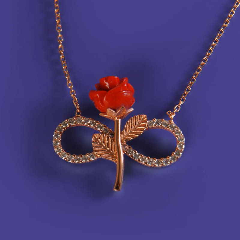 Kırmızı Gül Tasarımlı Aşkın Sonsuzluğu Sevgiliye Hediye Gümüş Kolye