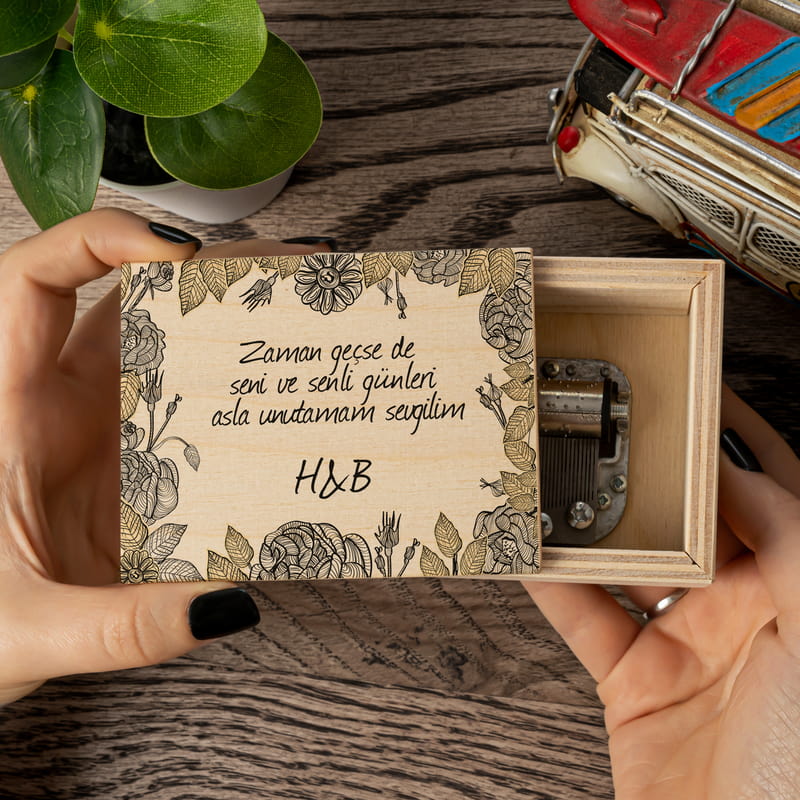 Kişiye Özel En Güzel Aşk Mesajlı Ahşap Müzik Kutusu
