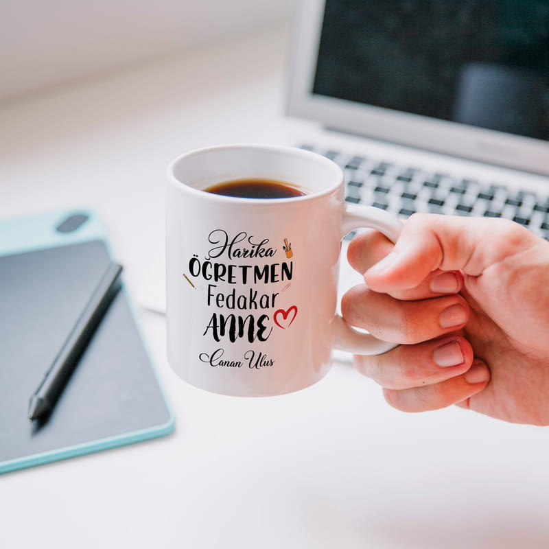 Öğretmen Anneye Hediye İsme Özel Esprili Kupa Bardak