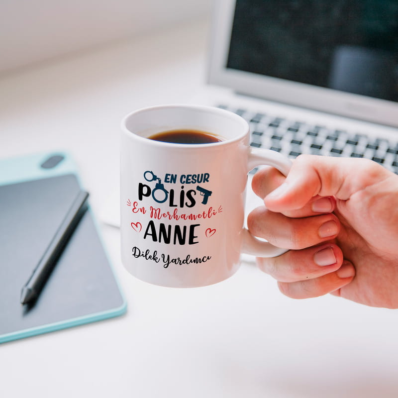 Polis Anneye Hediye İsme Özel Esprili Kupa Bardak