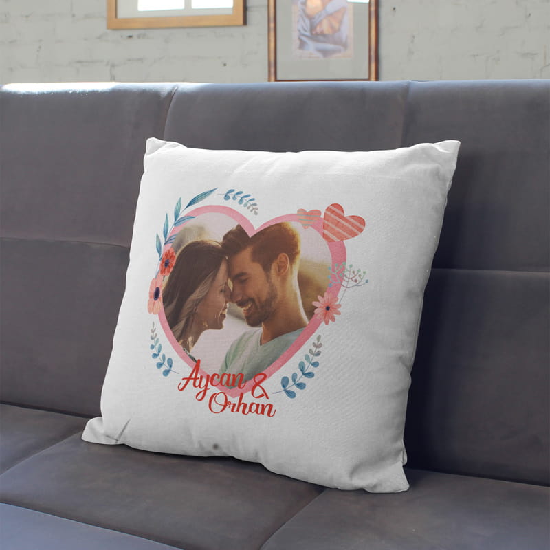 Sevgililer Günü Hediyesi Fotoğraflı İsme Özel Yastık