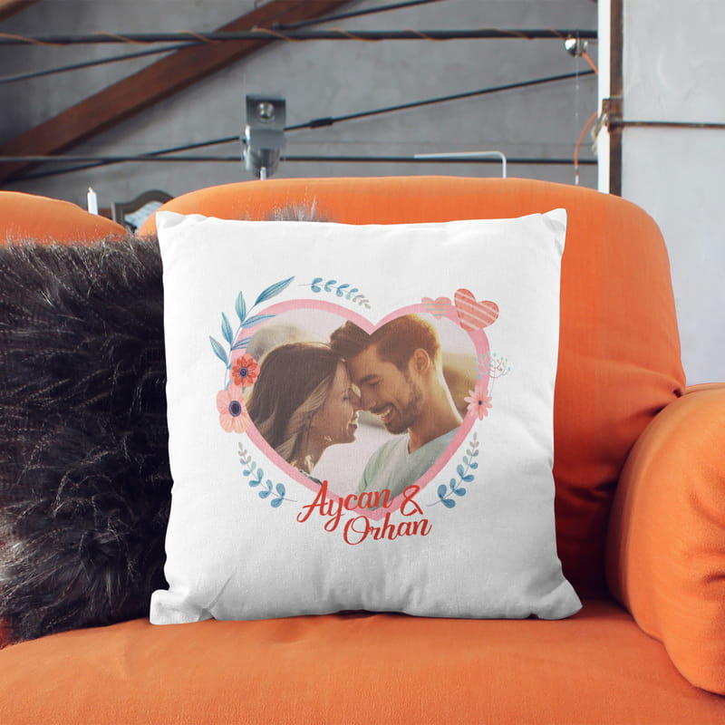 Sevgililer Günü Hediyesi Fotoğraflı İsme Özel Yastık