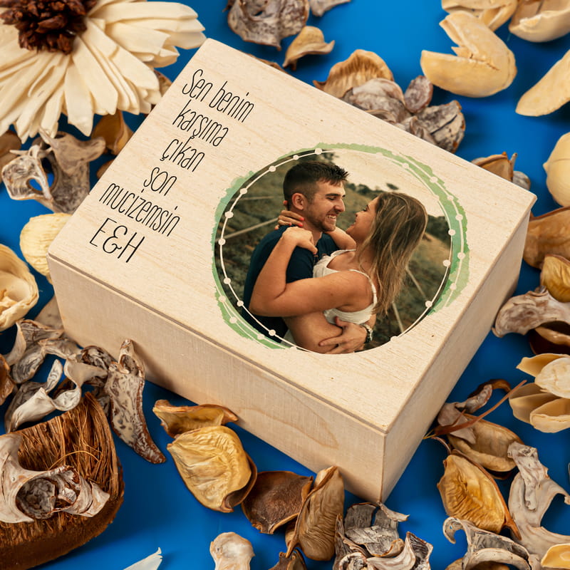 Sevgiliye Hediye Aşk Mesajlı Ahşap Müzik Kutusu