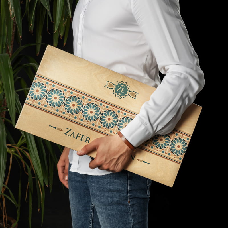 Etnik Tasarımlı İsim Yazılı El Yapımı Modern Ahşap Tavla Seti