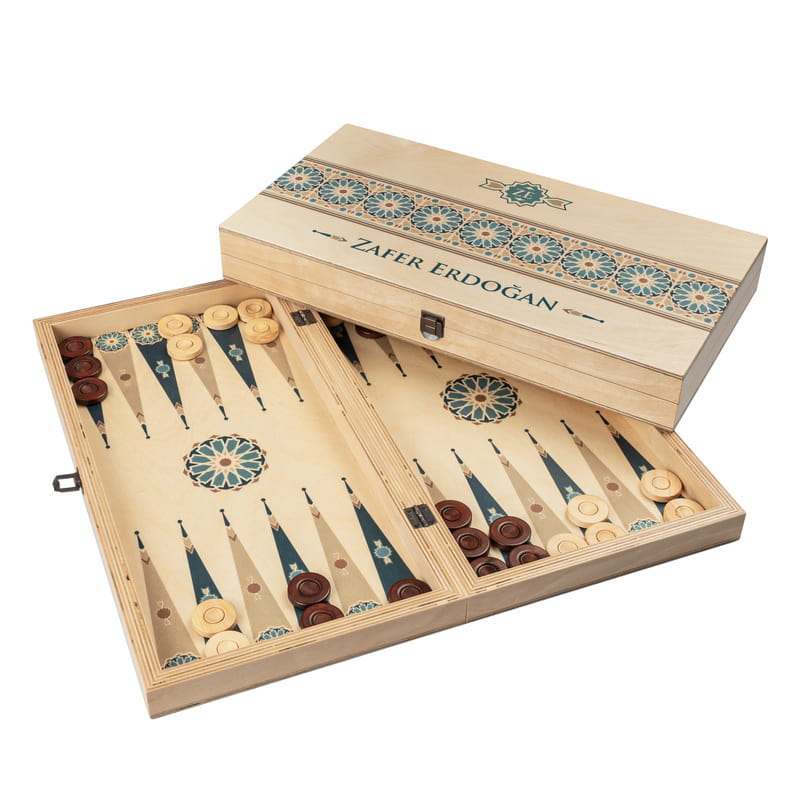 Etnik Tasarımlı İsim Yazılı El Yapımı Modern Ahşap Tavla Seti