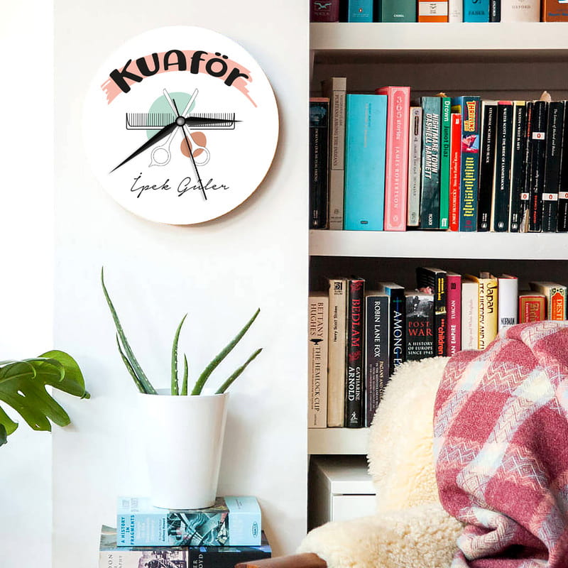 Kadın Kuaförüne Kişiye Özel Ahşap Duvar Saati