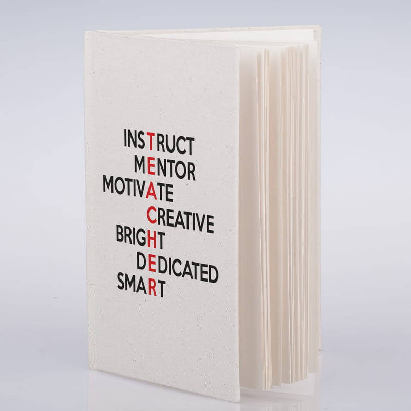 Öğretmenler Günü Hediyesi Teacher Kelime Tasarımlı Kanvas Defter