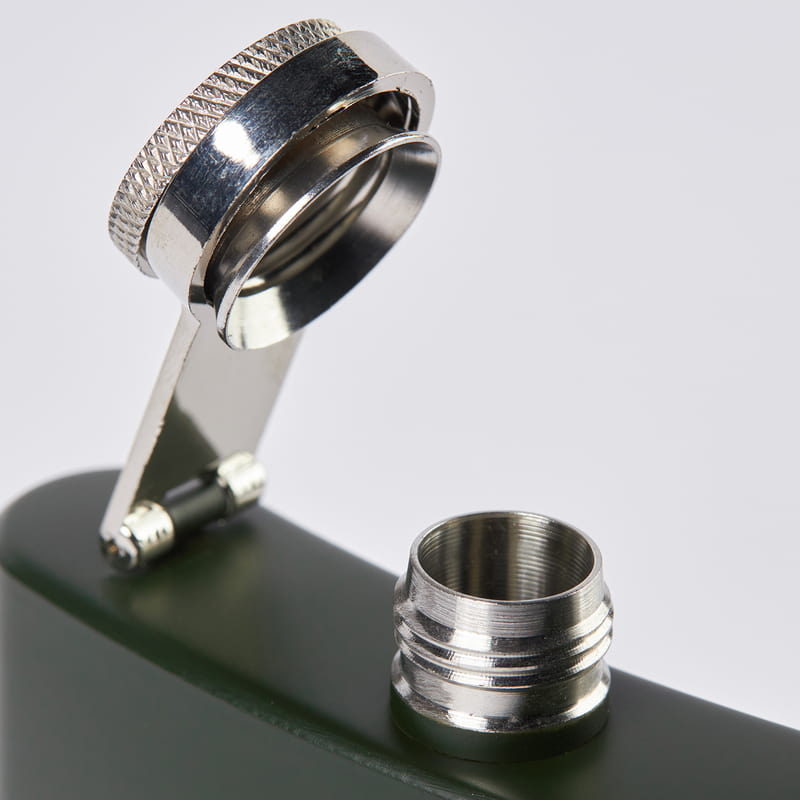 Arkadaşa Hediye Minimal Tasarımlı Mat Siyah Çelik Matara