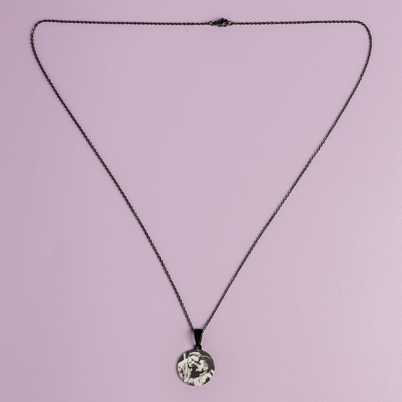 Çiftlere Özel Fotoğraflı Siyah Kolye - Sevgiliye Hediye Resimli Kolye