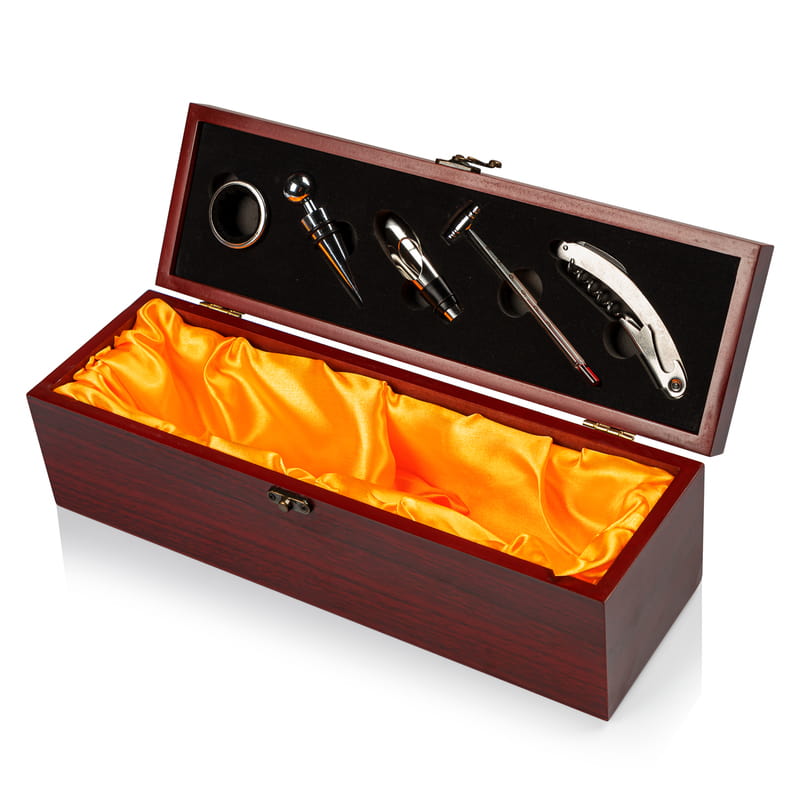 İmza Tasarımlı Arkadaşa Hediye Şarap Kutusu ve Aksesuar Seti