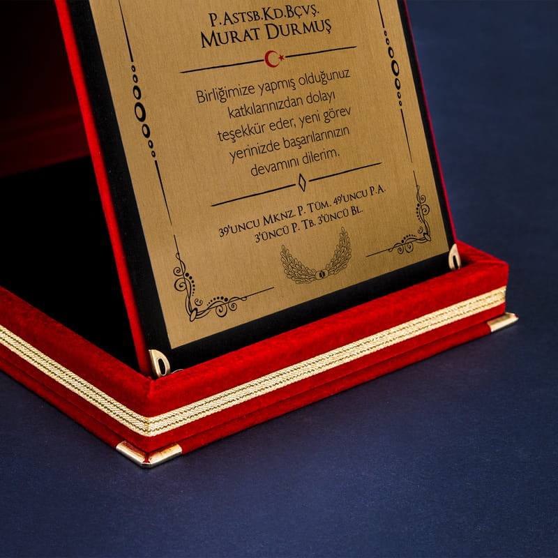 Kara Kuvvetleri Komutanlığı Hizmet Anısı Plaketi