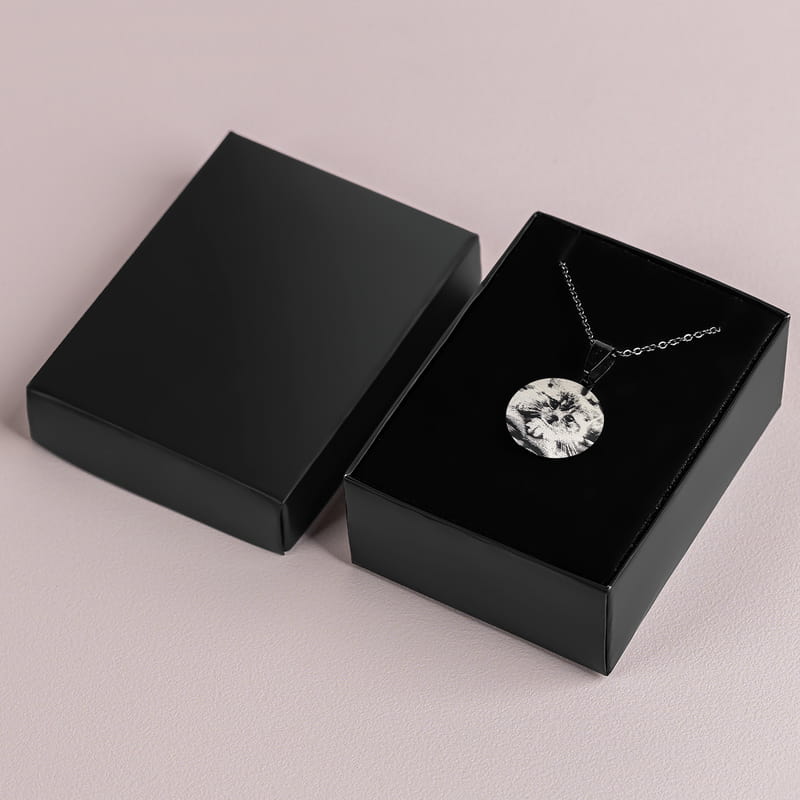 Kedisi Olan Arkadaşa Hediye Resimli Kolye - Evcil Kedi Sahiplerine Hediye Fotoğraflı Kolye