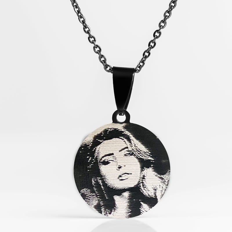 Kişiye Özel Fotoğraf İşlemeli Siyah Kolye - Sevgiliye Hediye Resimli Kolye