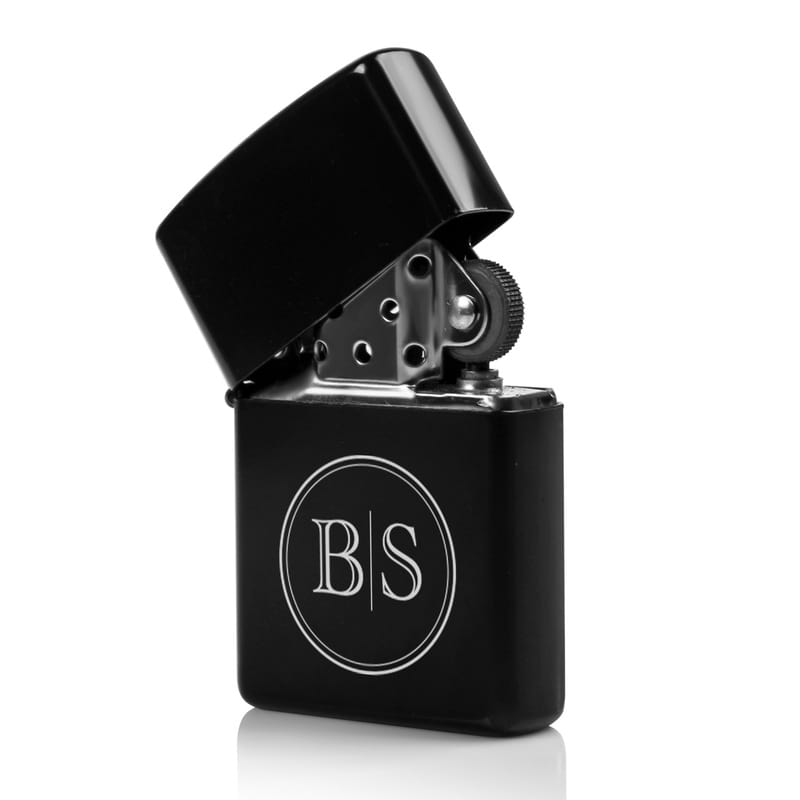 Sevgiliye Hediye Monogram Tasarımlı Benzinli Metal Çakmak Seti