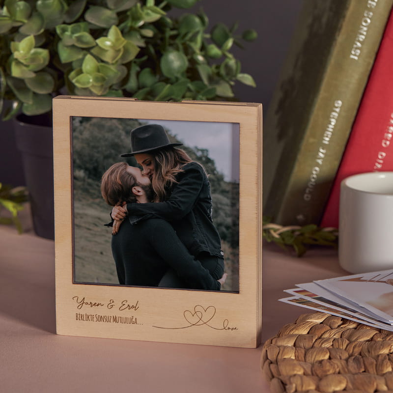 Sevgiliye Hediye Pola Kartlı Ahşap Çerçeve