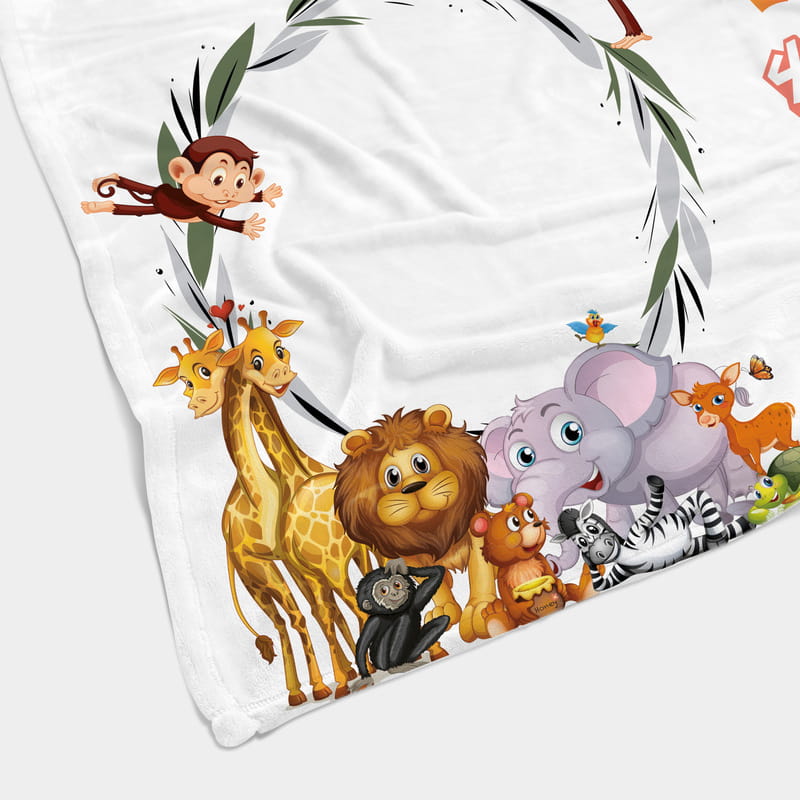 Sevimli Hayvanlar Tasarımlı İsim Yazılı Aylık Doğum Hediyesi Fotoğraf Çekim Battaniyesi