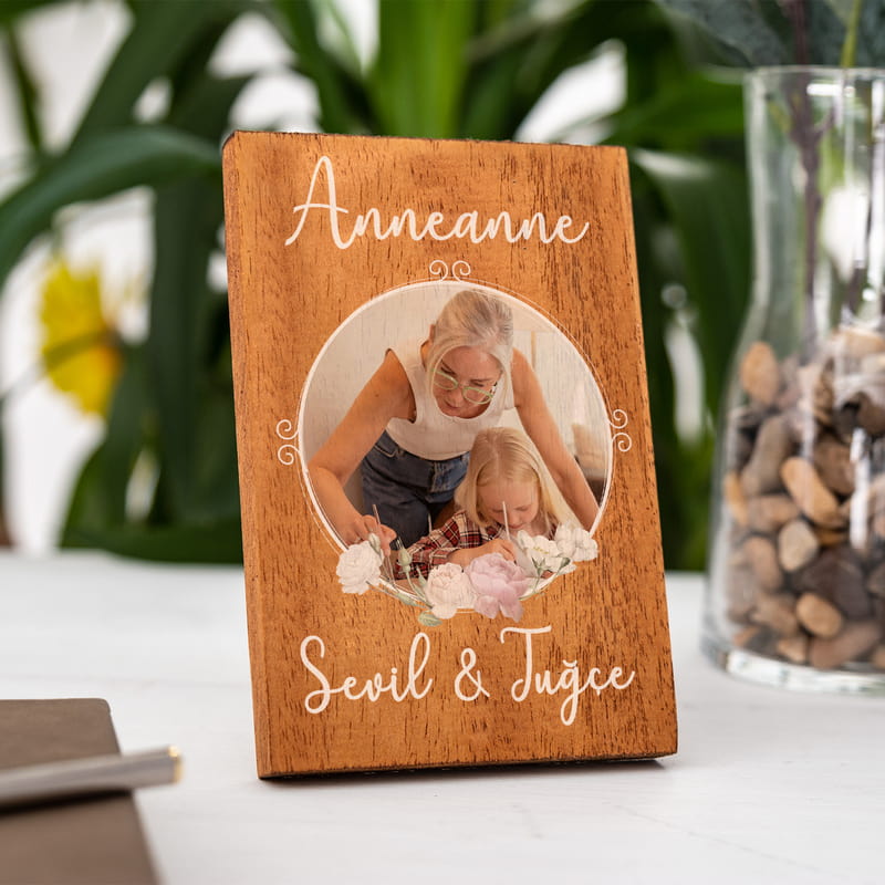 Anneanneye Hediye İsim ve Fotoğraf Baskılı Mesaj Yazılı Masif Çerçeve