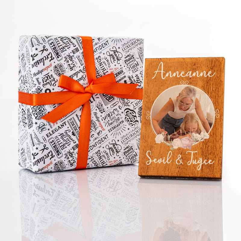 Anneanneye Hediye İsim ve Fotoğraf Baskılı Mesaj Yazılı Masif Çerçeve