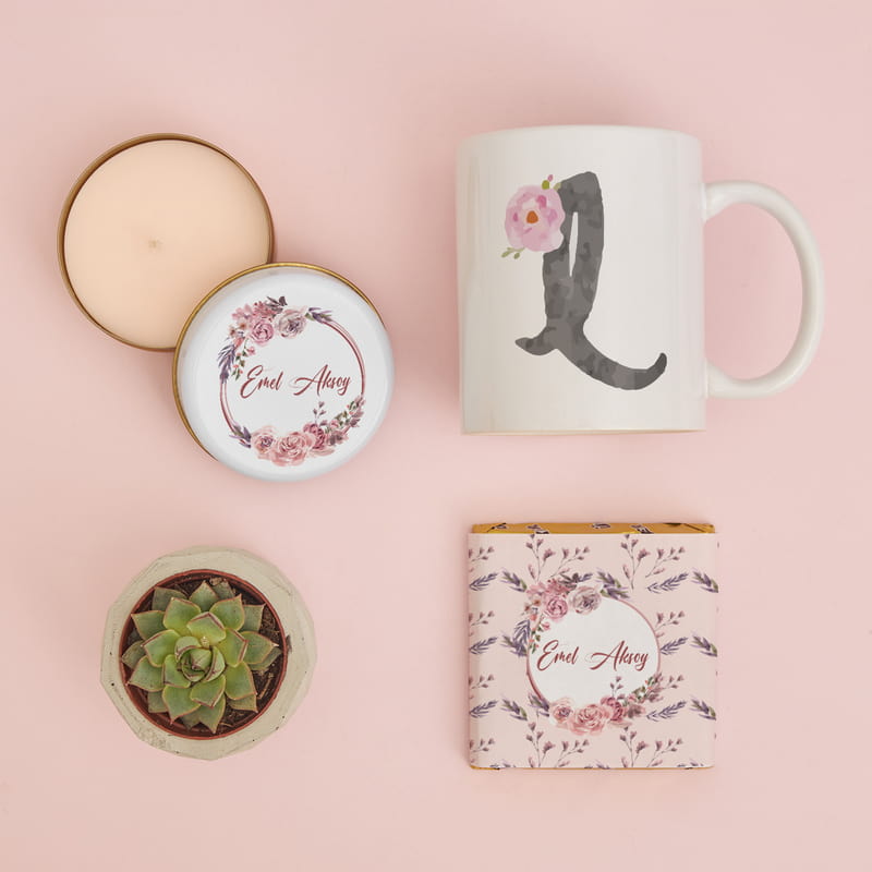 Floral İsimli Hediye Kutusu