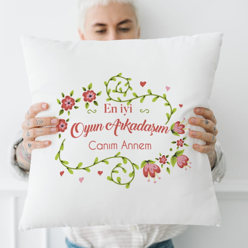 Anneye Hediye En İyi Oyun Arkadaşım Tasarımlı Fotoğraf Baskılı Kırlent Yastık