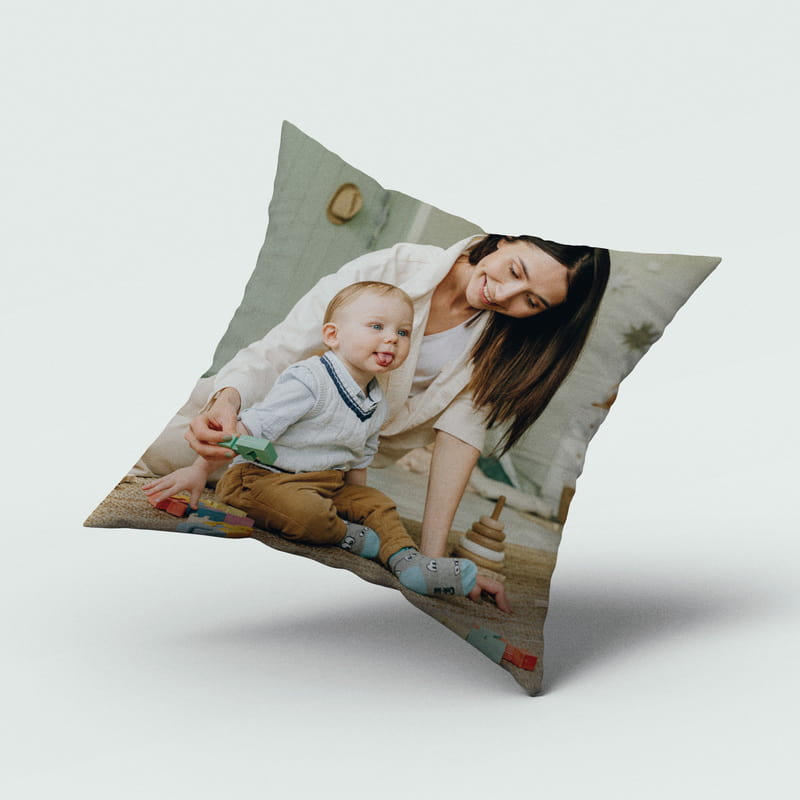 Anneye Hediye En İyi Oyun Arkadaşım Tasarımlı Fotoğraf Baskılı Kırlent Yastık