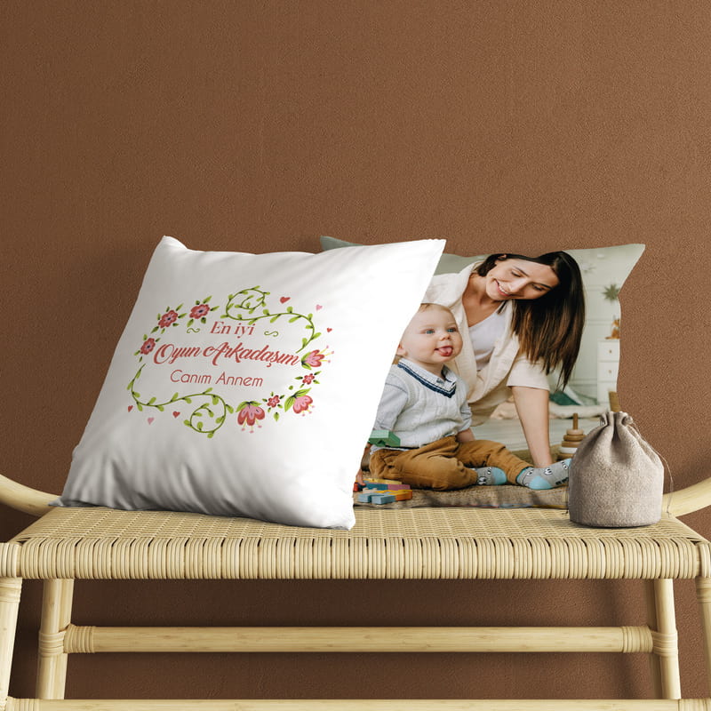 Anneye Hediye En İyi Oyun Arkadaşım Tasarımlı Fotoğraf Baskılı Kırlent Yastık