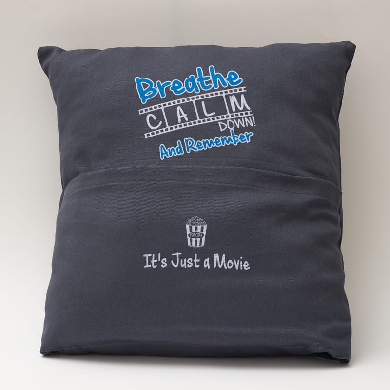 Film Severlere Özel Tasarımlı Cepli Kırlent Yastık