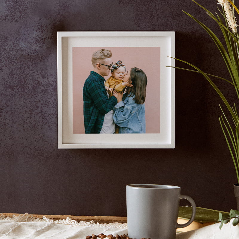 Fotoğraf Baskılı Yapışkan Beyaz Çerçeve