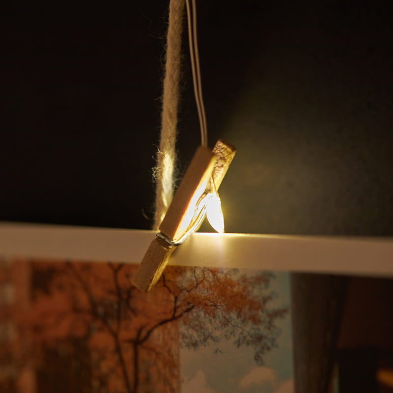 Kişiye Özel 12 Fotoğraflı Işıklı Fotoğraf Panosu