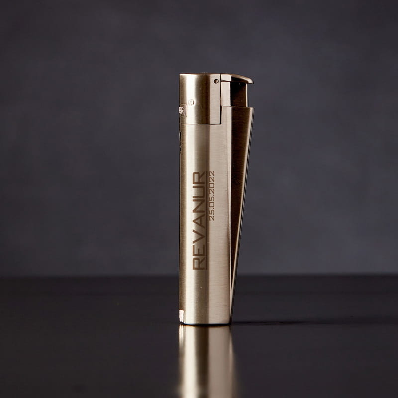 İsim ve Tarih Yazılı Orijinal Clipper Pürmüz Metal Çakmak