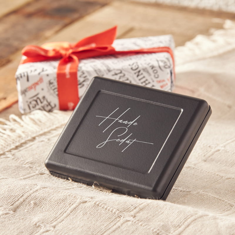 İsim Yazılı 20'li Siyah Sigara Tabakası