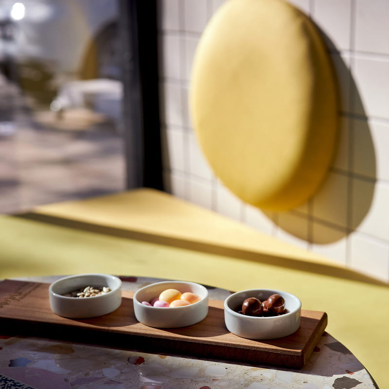 3lü Porselen Kaseli İsim ve Tarih Özelleştirmeli Ahşap Sunum Seti