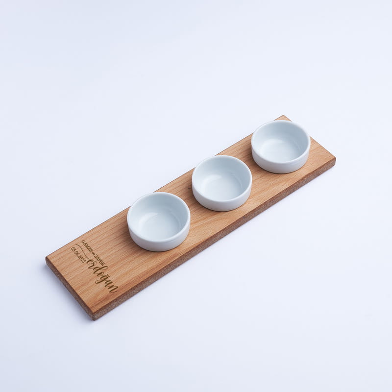 3lü Porselen Kaseli İsim ve Tarih Özelleştirmeli Ahşap Sunum Seti