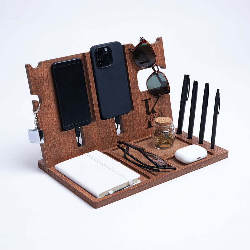 Baş Harf Monogram Tasarımlı Kişiye Özel Masaüstü Düzenleyici