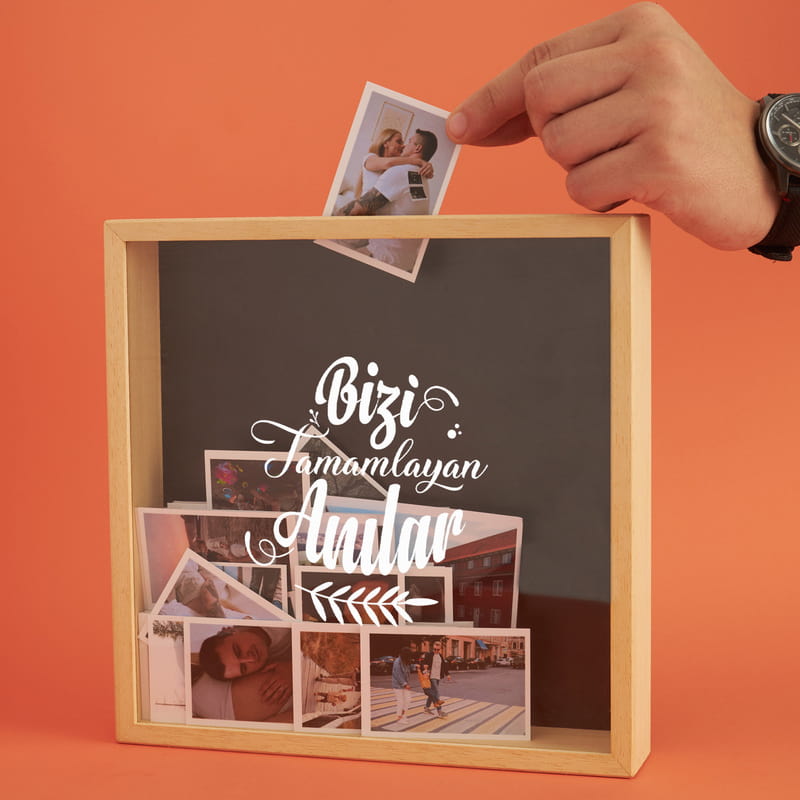 Bizi Tamamlayan Anılar 105 Fotoğraflı Ahşap Anı Kumbarası