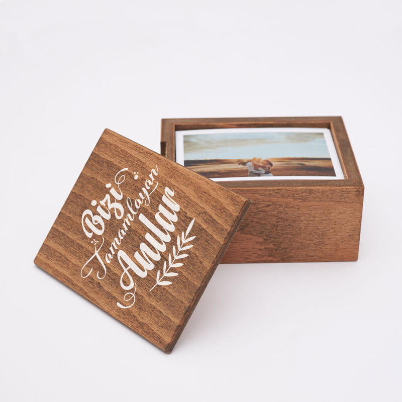 Bizi Tamamlayan Anılar Kapaklı Ahşap Fotoğraf Kutusu
