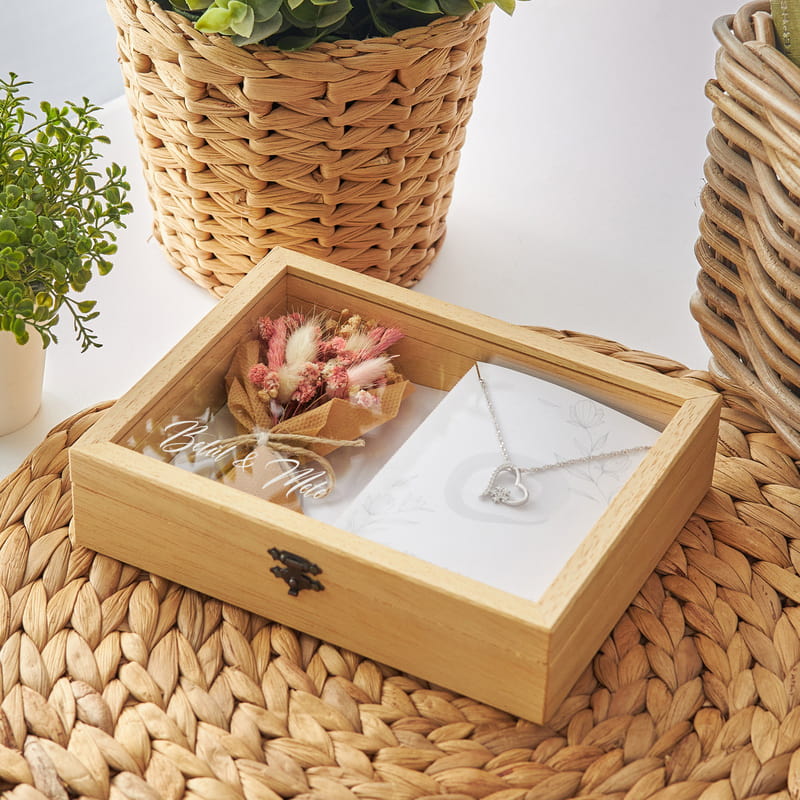 Çiçekli Buketi Kalp Kolye Hediyeli İsme Özel Takı Kutusu