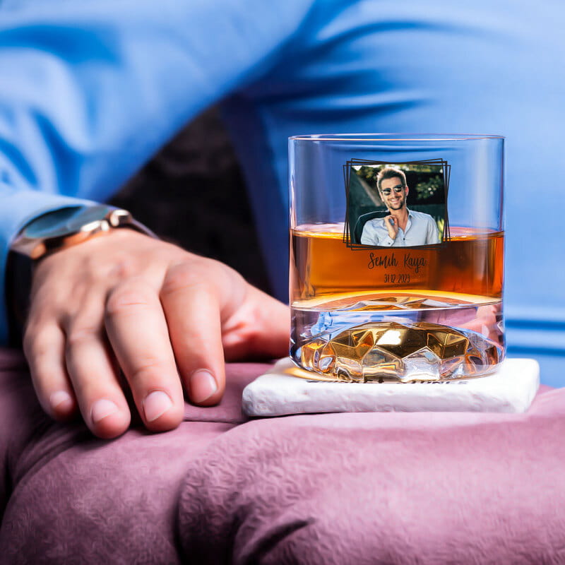 Fotoğraf ve İsim Baskılı Ahşap Kutulu Chicago Viski Kadeh Seti