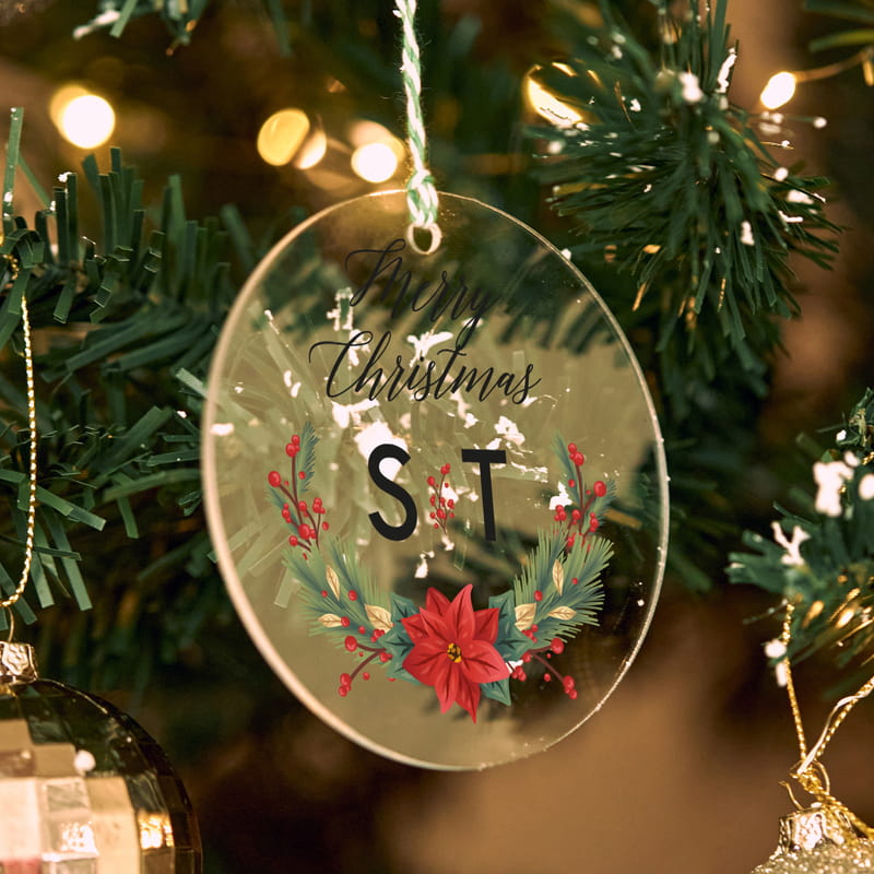 Harf Tasarımlı Şeffaf Akrilik Kişiye Özel Çam Ağacı Süsü