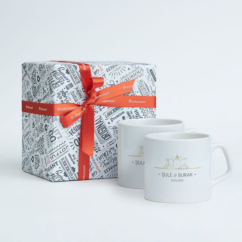 Kahvesever Sevgililere Floral Tasarımlı İsme Özel 2'li Kahve Kupası Seti