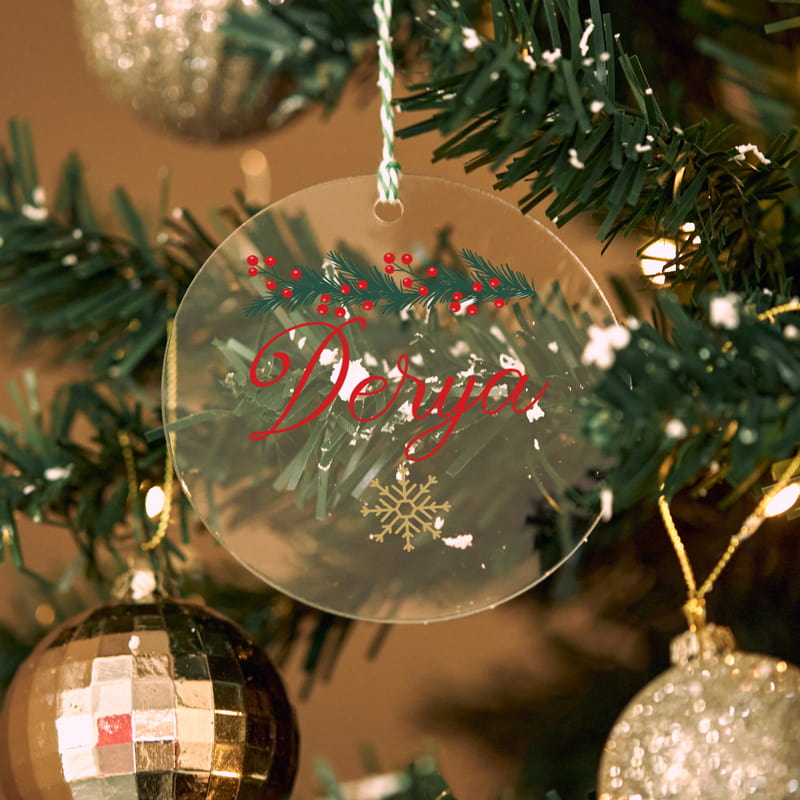 Kişiye Özel İsimli Şeffaf Akrilik Çam Ağacı Süsü