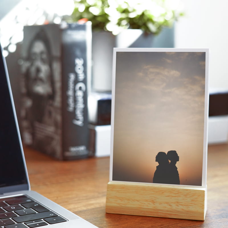 Masaüstü Ahşap Standlı 10x15 Klasik 18 Fotoğraf Baskı