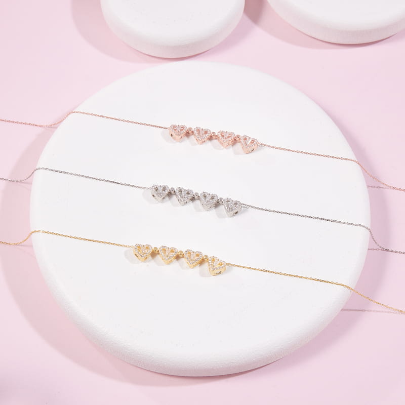 Mıknatıs Özellikli Yonca Gümüş Kadın Kolye