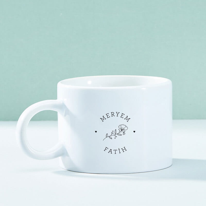 Minimal Flower İsim Baskılı Kahve Fincanı