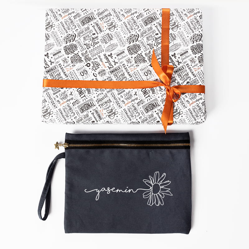 Minimal İsimli Papatya Renkli Kanvas Makyaj Çantası