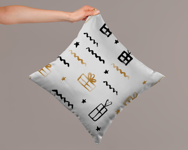 Minimal Yılbaşı Tasarımlı 4'lü Kırlent Seti