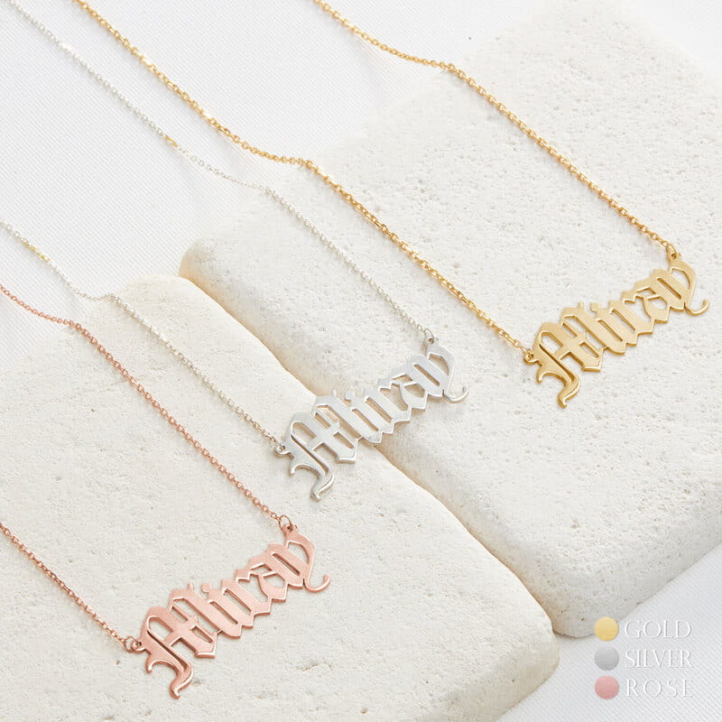 Old School Yazı Stili İsimli Gümüş Kolye